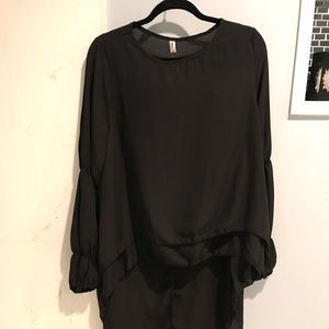 Long sleeve black top with long back